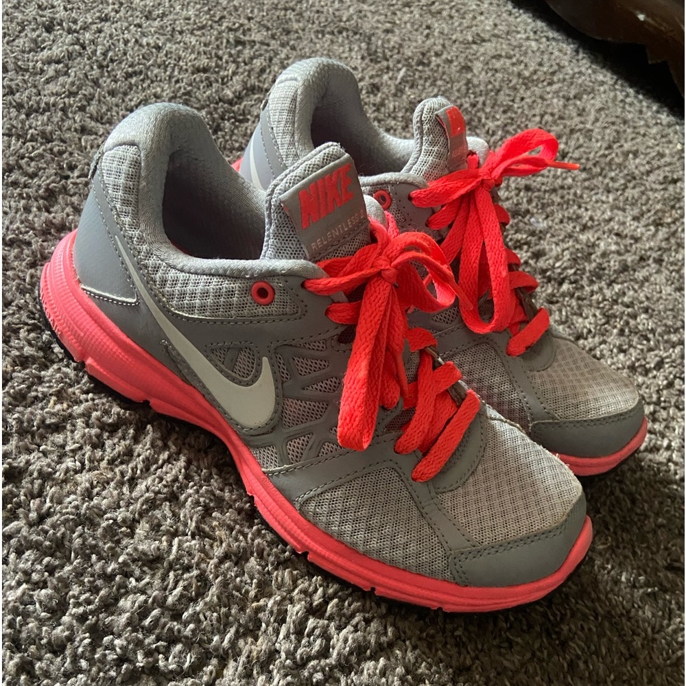 Nike shoes